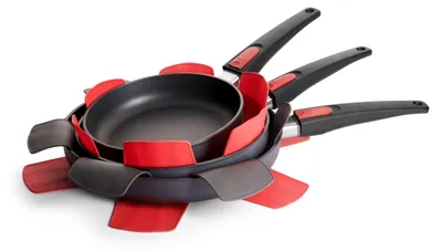 Produktbild von WOLL – Silikon-Pfannenschutz-Set 3-teilig – 2 Stück Ø 35 cm rot & 1 Stück Ø 40 c