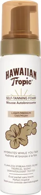 Produktbild von Hawaiian Tropic Selbstbräunungsschaum, Hell/Mittel, 200ml, feuchtigkeitsspendend für natürliche, streifenfreie Bräune, tropischer Duft, mit Aloe & Vitamin E, tierversuchsfrei, vegan, ohne Oxybenzon & Oktinoxat, Farbe verblasst natürlich
