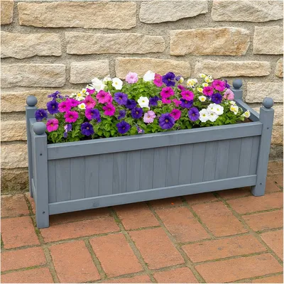 Produktbild von Grauer Pflanzkasten aus Holz als Blumenkübel für Garten, Terrasse und Balkon