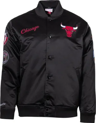 Zdjęcie produktu dla M&N Heavyweight Satin Jacke NBA Chicago Bulls - XXL