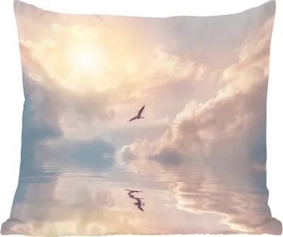 Produktbild von MuchoWow® Zierkissen Sofakissen Wohnzimmer Dekokissen 45x45 cm Vogel - Meer - Sonne - Schlafpolster - Polster für das Sofa