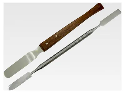Produktbild von 2-teiliges Set feiner Zementspatel - Gips- und Gelspatel - Edelstahlspatel mit Holzgriff