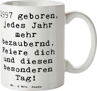 Produktbild von Mr. & Mrs. Panda Tasse Spruch 1997 Geburtstag Charmant - Weiß - Geschenk, Glückwunsch, Kaffeetasse, Happy Birthday, Erinnerungen feiern, Trinkbecher, Geburtstagsfreude