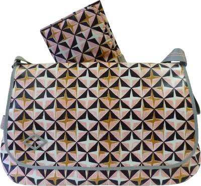 Produktbild von Oilily Lori Geometrical Diaperbag Lhf Umhängetasche Rose