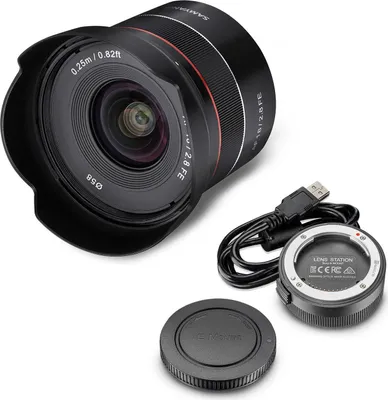 Produktbild von Samyang Set Objektiv AF 18 mm F2.8 FE (Tiny but Super Wide) & Lens Station – Autofokus Vollformat APS-C – kompatibel mit Sony E-Mount – Alpha A9 A7 A7C II A7C R A6600 A6500 A6400 A6300 A6000 usw