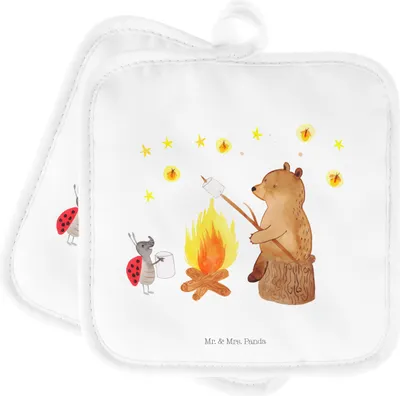 Produktbild von Mr. & Mrs. Panda Topfuntersetzer Bär & Marienkäfer Lagerfeuer - Weiß - Geschenk, Kochlappen, Topflappen, Set, Topflappenset, topfhalter, Teddy