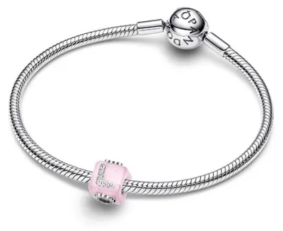 Immagine prodotto di Pandora Charm Dado dell'amore Vetro di Murano rosa Argento sterling 794433C01