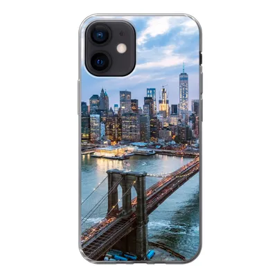 Produktbild von MuchoWow® Handyhülle Schutzhülle Hülle für iPhone 12 New York - Skyline - Brücke Silikon Softcase Handy Hülle - Schutzhülle