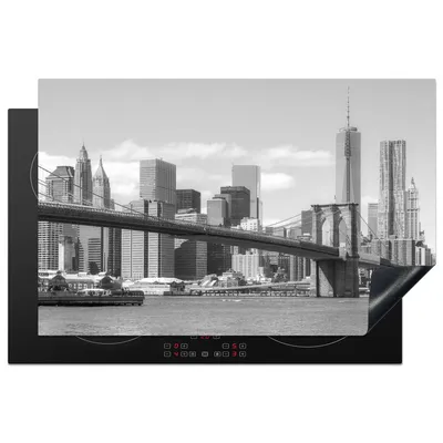 Produktbild von KitchenYeah© Herdabdeckplatte Brooklyn Bridge in den Vereinigten Staaten - schwarz und weiß , 80x52cm, Küche Deko, Glaskeramikkochfeld Herdabdeckung, Abdeckplatte fùr Kochfeld
