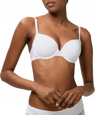 Zdjęcie produktu dla Triumph Lovely Micro, Pełny kubek, Biały, Fiszbina, 70B, Elasthan, Poliamidowy, Poliester, 56% Polyamide, 32% Polyester, 12% Elasthane