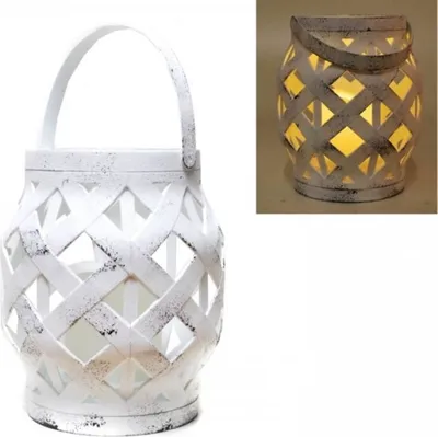 Produktbild von Laterne mit LED-Kerze "Rattan", antikweiß, mit Timer-Funktion Kunststoff, 16,5 x 14 cm Lieferung ohne Batterien (3x AAA)