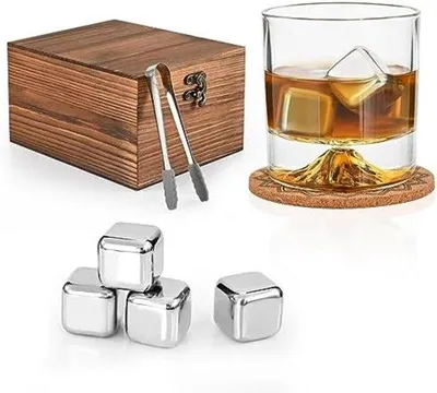 Produktbild von Famanu Whisky-Steine aus Edelstahl - Wiederverwendbar und kühlend