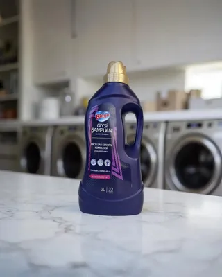 Produktbild von Bingo Waschmittel 3 L – Kraftvoll gegen Schmutz, schonend zu Farben & Stoffen, 50 Wäschen