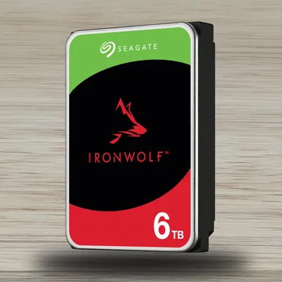 Produktbild von Seagate IronWolf ST6000VN006, 6 TB, 5400 RPM, 256 MB, 3.5", Serial ATA III