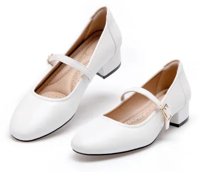 Zdjęcie produktu dla Eleganckie, białe czółenka typu Mary Jane damskie, z niskim obcasem