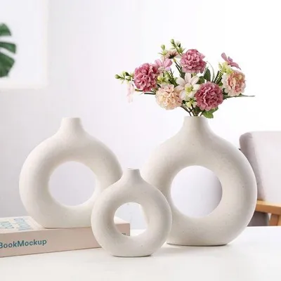 Produktbild von Unyqoos® 3er-Set Keramik-Donutvase beige – handgefertigte runde Blumenvasen für Pampasgras & Trockenblumen, H14×B13(Ø1,5)/H19×B18(Ø2,5)/H23×B21,5(Ø3)cm