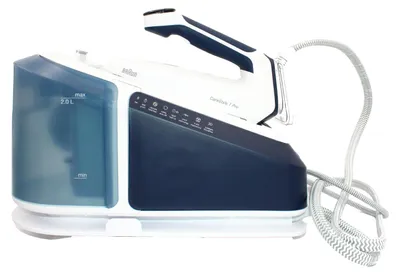 A Braun CareStyle 7 Pro IS7282 BL blau Dampfbügelstation is shown against a white background.
