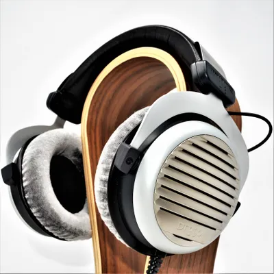 Produktbild von beyerdynamic DT 990 PRO Bügelkopfhörer, 3 m Kabell?nge