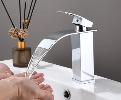 Produktbild von Badarmatur Wasserfall Wasserhahn Badezimmer Armatur Mischbatterie Silber GMF703