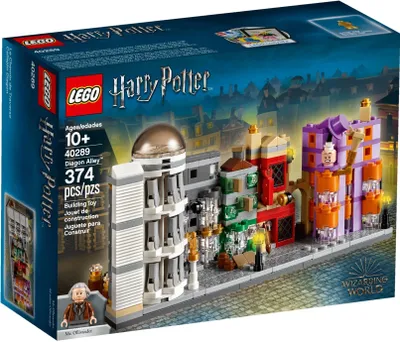 The image shows the packaging of a LEGO Harry Potter Diagon Alley building toy set.
