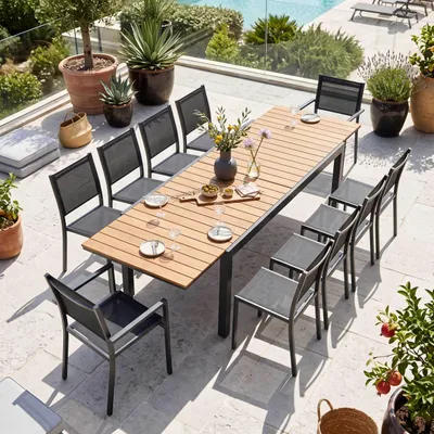 Produktbild von Ausziehbarer Gartentisch 200/300 und 8 Stühle und 2 Sessel Braun - Oviala Nimes