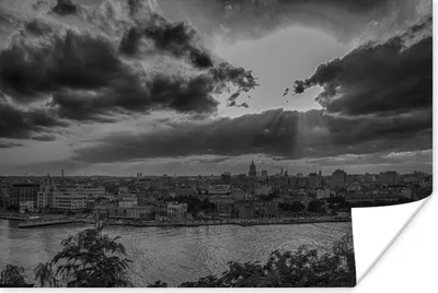 Produktbild von MuchoWow® Poster Sonne zwischen Wolken über Kuba - schwarz und weiß 90x60 cm - Schlafzimmer