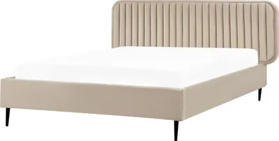 Produktbild von BELIANI Polsterbett Taupe Samtbezug mit Lattenrost 140 x 200 cm Hohes Kopfteil Gesteppt Schwarze Metallbeine Modernes Schlafzimmer Doppelbett Ehebett