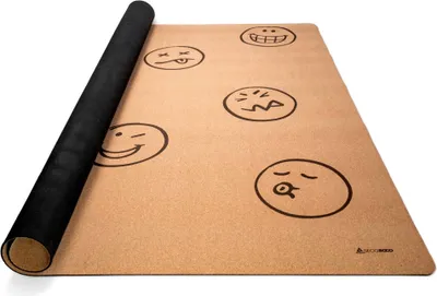 Produktbild von Spielmatte aus Kork. Schadstofffreie Krabbelmatte für Babys und Kinder. Smileys 140x110 cm
