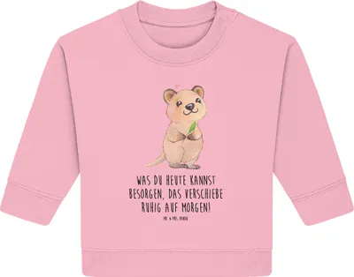 Produktbild von Mr. & Mrs. Panda Organic Baby Pullover Quokka Happy 12. - 18. Monat - Baumwolle Pink - Geschenk, Verschieben, Aufschieberitis, Lustiger Spruch, Dinge Erledigen, Bullover