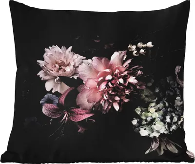 Produktbild von MuchoWow® Outdoor Kissen - Blumen - Vintage - Pastell - Schwarz - Blumenstrauß - 60x60 cm - Wetterfest - Lounge Kissen - Dekoration - Schlaf Kissen