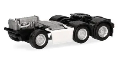 Produktbild von Herpa 086011 - 1/87 Teileservice Fahrgestell Zugm. mit Chassisverkl. 3achs 2 Stk