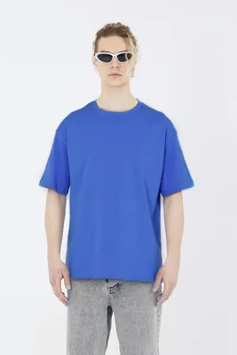 Produktbild von Basic T-Shirt aus 100% Baumwolle, Rundhals - Hautfreundlich & atmungsaktiv Blau M