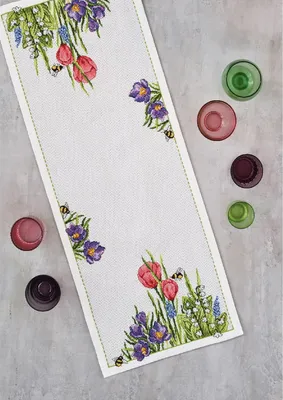Produktbild von Permin Tischläufer Kreuzstich Stickpackung "Frühling", Zählmuster, 34x86cm, 68-1415