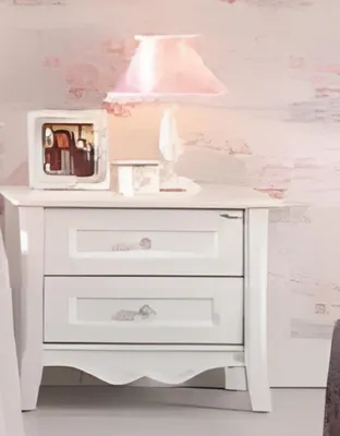Produktbild von Eleganter weißer Nachttisch aus Holz im modernen Stil