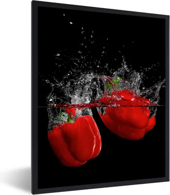Produktbild von MuchoWow® Gerahmtes Poster Paprika - Gemüse - Stilleben - Wasser - Rot 60x80 cm - Poster mit Schwarzem Bilderrahmen Wandposter Rahmen Foto Bilder - Premium - Wanddeko Wohnzimmer