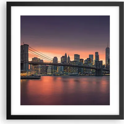 Produktbild von Gerahmtes Poster - Schwarzer Rahmen - New York Brücke Nacht - 40x40 cm - Wand Bild - Wanddeko - Wandbilder - Kunstposter - Wandposter - Bilderrahmen - Bilder - Kunstdruck - Wandbild - P2BAC40x40-4048