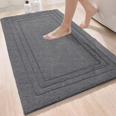 Productafbeelding van Badkamermat, 60 x 110 cm, zacht, antislip, wasbaar, absorberend, geschikt voor badkamer en douche, donkergrijs