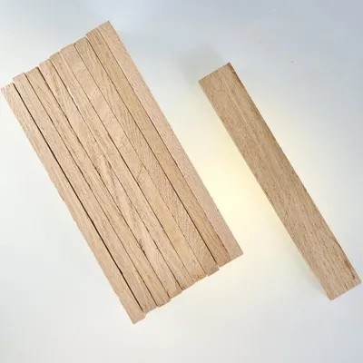 Obrázek produktu pro Řemeslné bloky z dubového dřeva o rozměrech cca 160x22x8mm 32 tyčinek