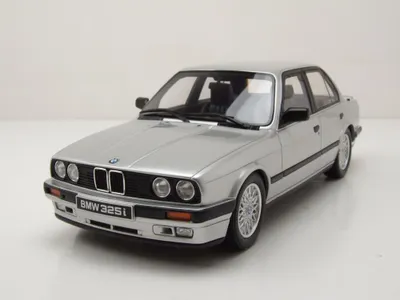 Produktbild von BMW 325i Limousine E30 1988 silber Modellauto 1:18 Ottomobile