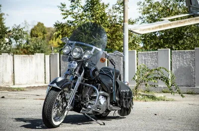 Produktbild von ISOTTA austauschbare hohe Windschutzscheibe rauchig 660x580 für HARLEY DAVIDSON
