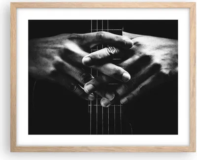 Produktbild von Gerahmtes Poster - Rahmen in heller Eiche - Gitarre Musiker Musik - 50x40 cm - Wand Bild - Wanddeko - Wandbilder - Kunstposter - Wandposter - Bilderrahmen - Bilder - Kunstdruck - P2NAA50x40-4960