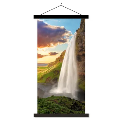 Produktbild von MuchoWow® Textilposter Wasserfall - Felsen - Sonnenuntergang - Berge - Orange 40x80 cm mit schwarzem Rahmen - Wandemalerei