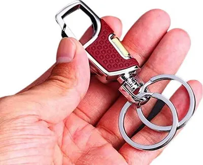 Image de Porte-clés en métal pour hommes avec mousqueton et deux anneaux, longueur 9,1 cm, largeur 3 cm