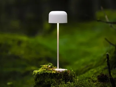 Produktbild von Konstsmide LED Tischleuchte Lille | weiß | Indoor/Outdoor | Kabellos | 11 x 11 x 36 cm | 7834-250