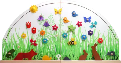 Imagen del producto de Panel interactivo para pared con diseños de animales, flores y motivos naturales. Dimensiones: 93 x 108 x 9 cm. Nuevo