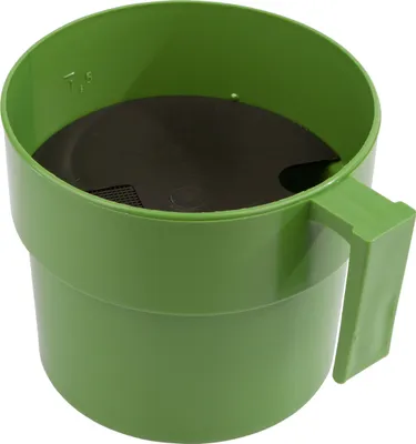 Produktbild von Kerbl Vormelkbecher grün mit schwarzem Teller zur Kontrolle der ersten Milchstrahlen