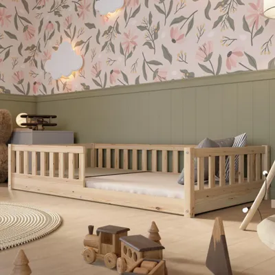 Produktbild von Crazy Pine Kinderbett 200x120 cm – Massives Montessori Bodenbett aus Holz mit Rausfallschutz – Crazy Basic
