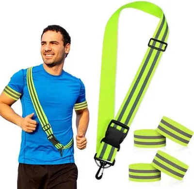 Image de Bracelets de sécurité réfléchissants avec mousqueton pour le jogging et le vélo, réglables, lot de 4