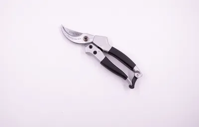 Produktbild von Tiller & Rowe Garten- & Rosenschere Modell Schatten, Kohlenstoffstahl, Gesamtlänge 20 cm, Schnittstärke max. 20 mm