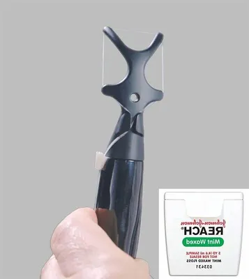Obrázek produktu pro Pomůcka na zubní kartáček – 13,7 cm – červeno-zelená
